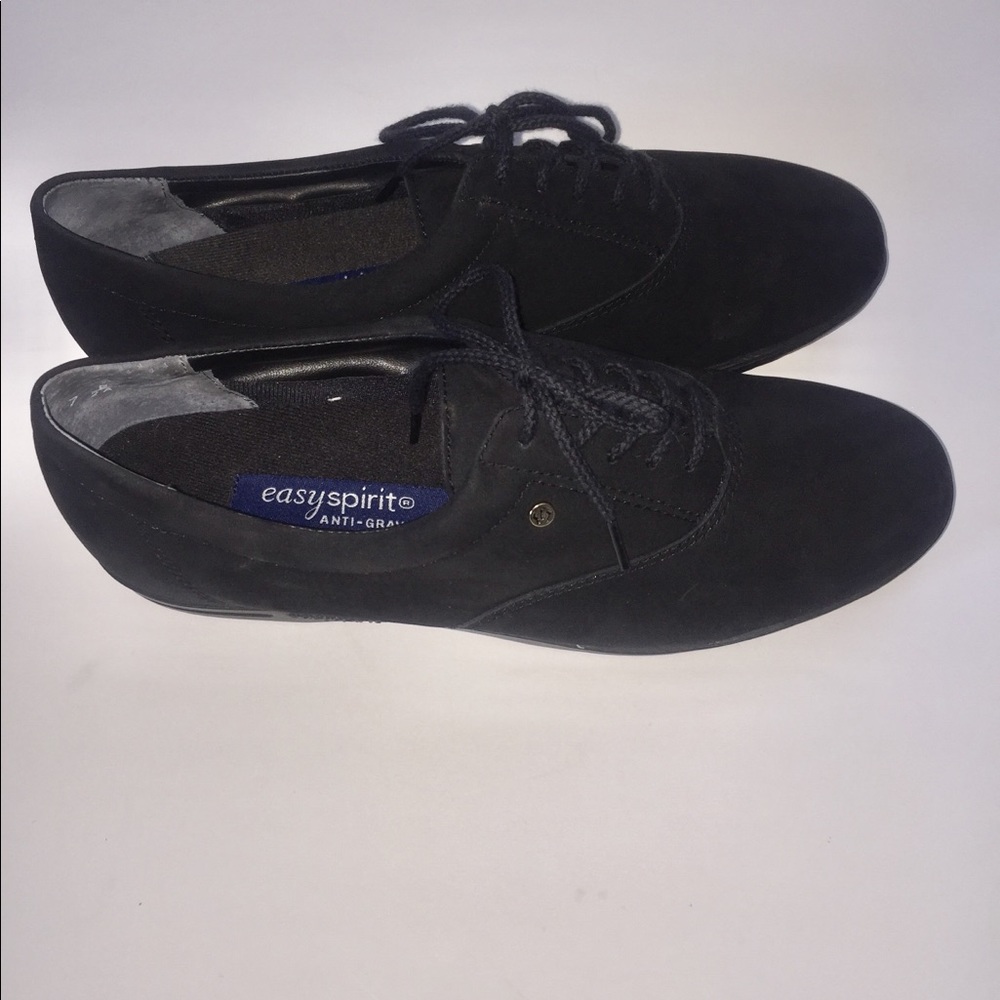 EasySpirits Antigravity Ladies Flat Lace shoe